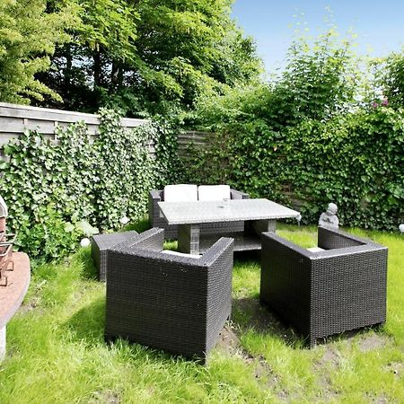 Uhses Ferienwohnung Heide  Exteriör bild