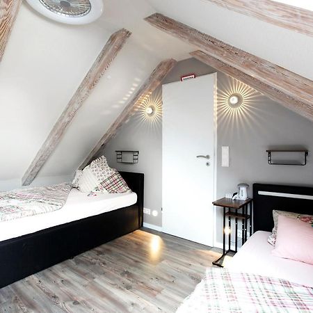 Uhses Ferienwohnung Heide  Exteriör bild