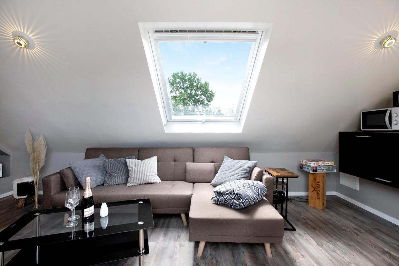 Uhses Ferienwohnung Heide  Exteriör bild